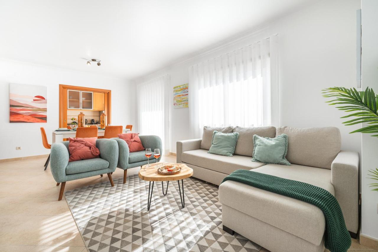 Ocean Getaway - Private Parking And Sea View Appartement Nazaré Buitenkant foto