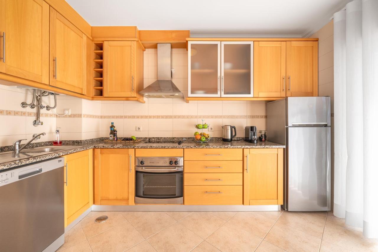 Ocean Getaway - Private Parking And Sea View Appartement Nazaré Buitenkant foto