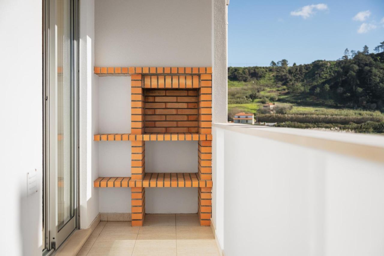 Ocean Getaway - Private Parking And Sea View Appartement Nazaré Buitenkant foto